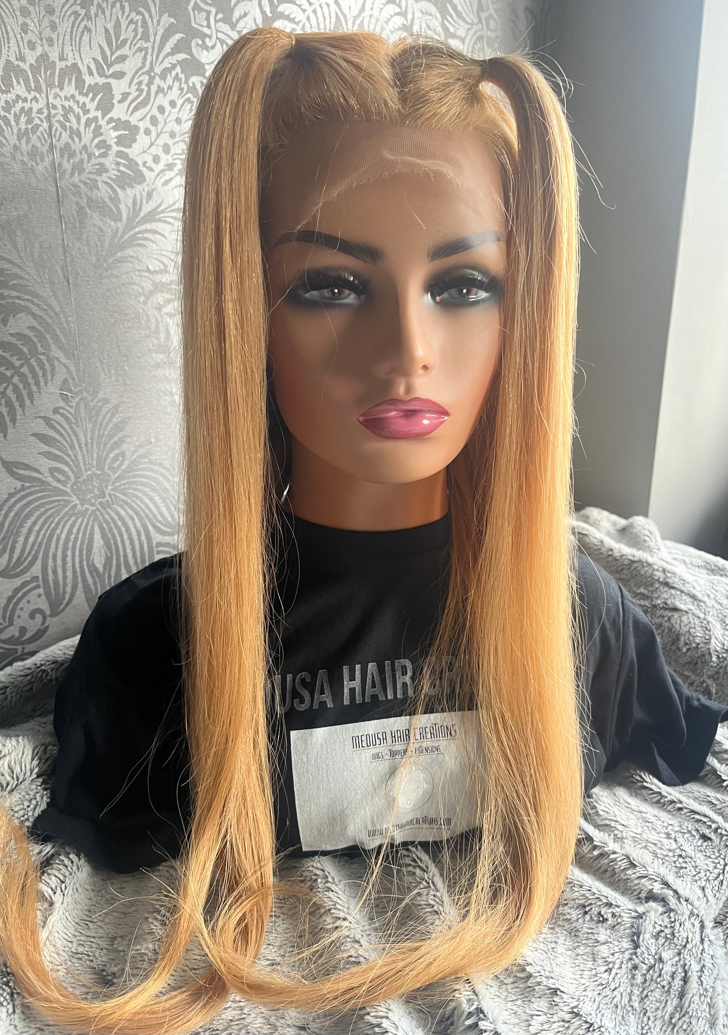 Isla - Lace Front Wig