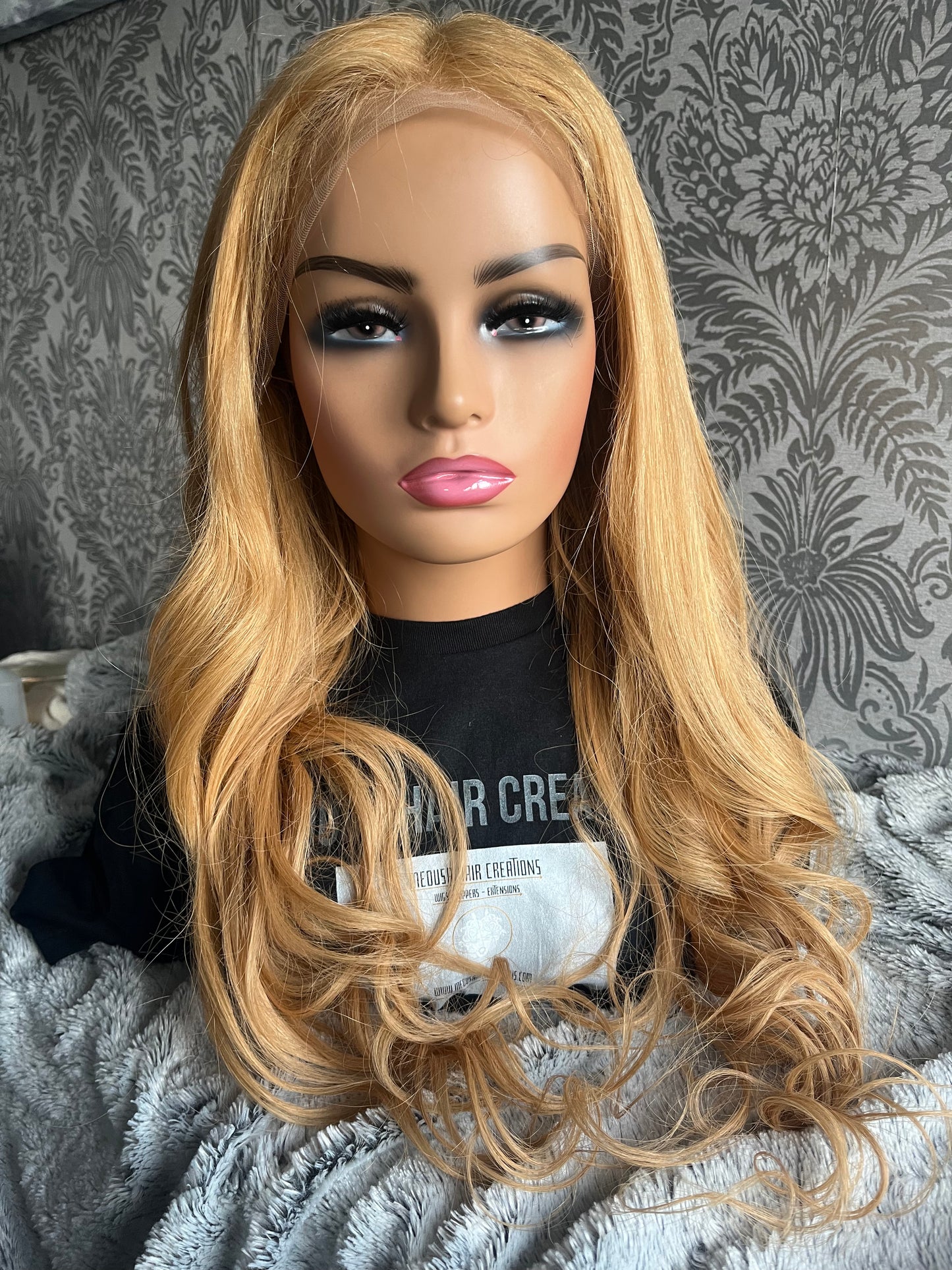 Isla - Lace Front Wig