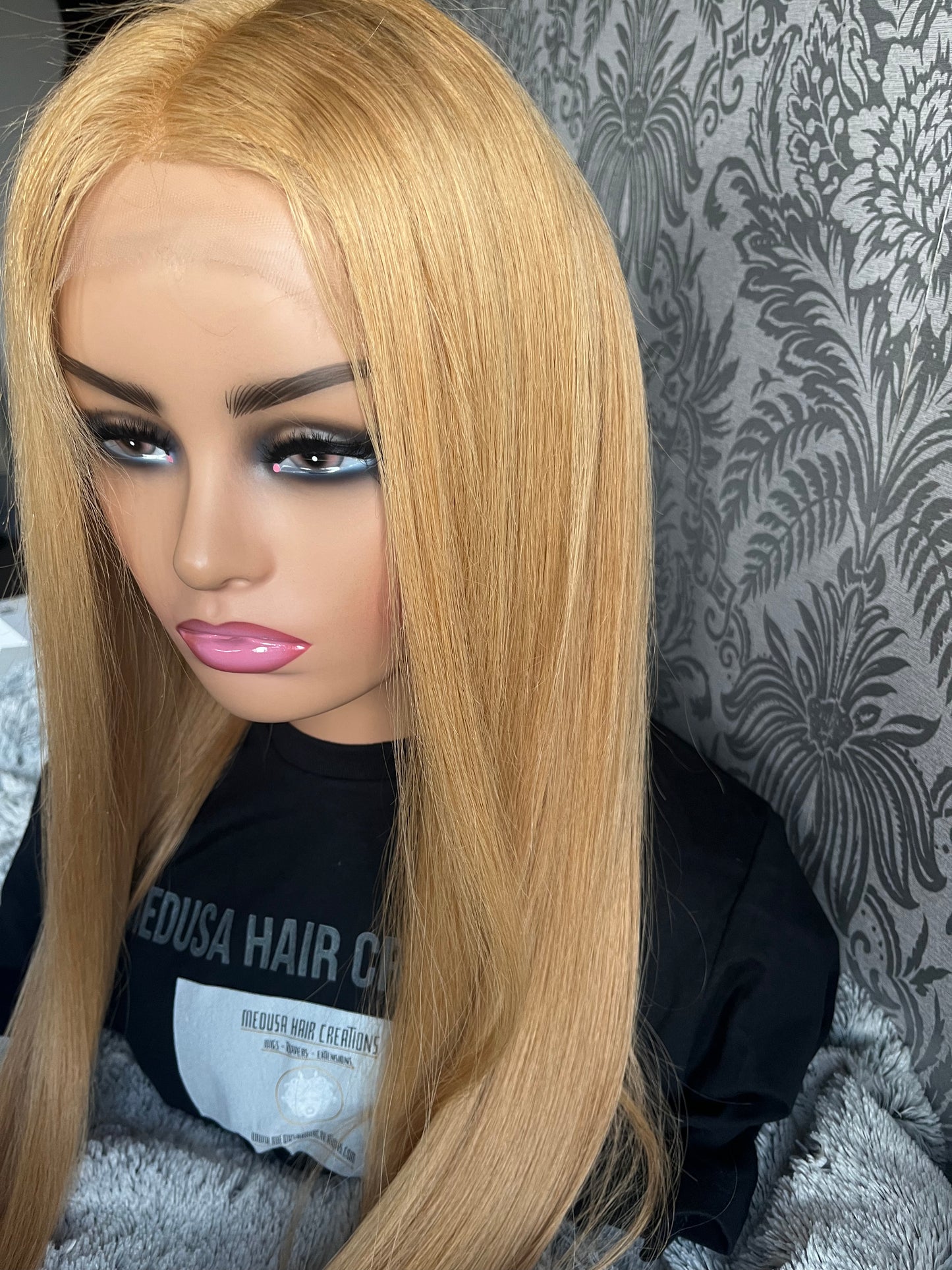 Isla - Lace Front Wig